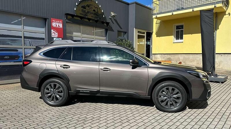 Neu Subaru Outback Active 169 PS (124 kW) 2025 Brillant bronze SUV