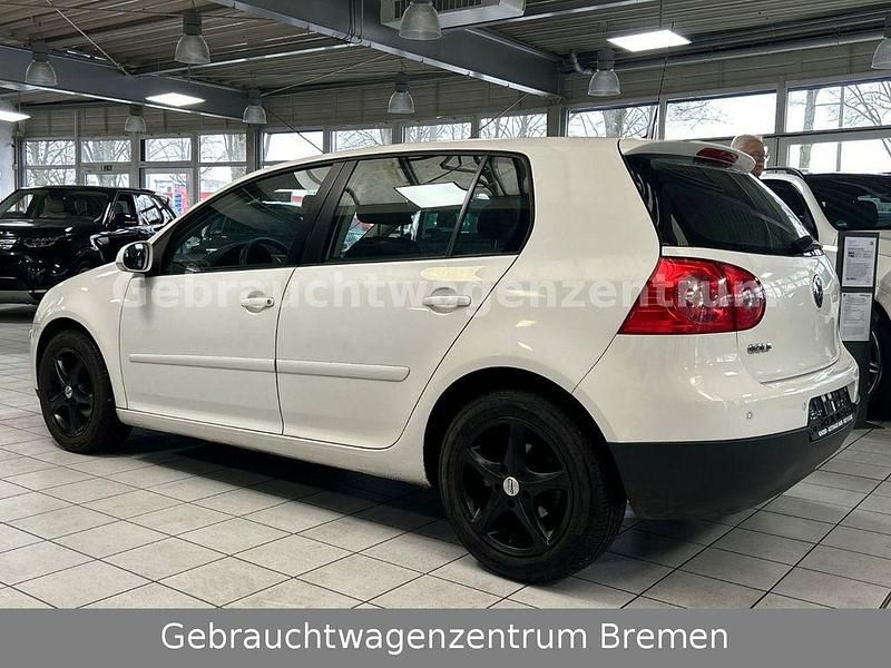 Gebraucht VW Golf V 80 PS (58 kW) 2007 Weiß Limousine