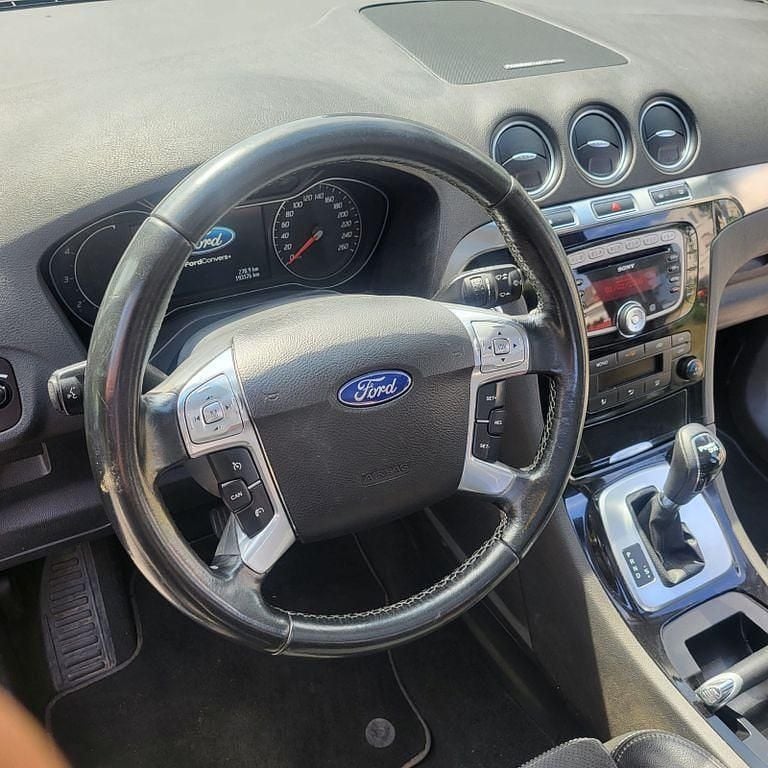 Schwarz Gebraucht 2015 Ford S-MAX Titanium S Van / Kleinbus | 8.400 € (Guter Preis) - Bild 1/4