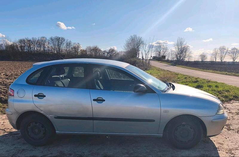Gebraucht Seat Ibiza 75 PS (55 kW) 2003 Silber Kleinwagen