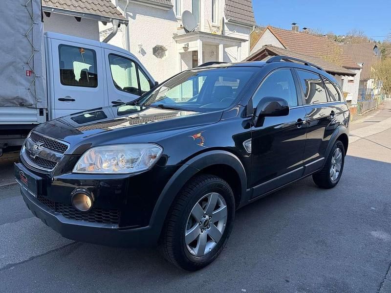 Karbonschw graphitschw midnigh Gebraucht 2009 Chevrolet Captiva LS SUV | 5.990 € (Teuer) - Bild 1/4