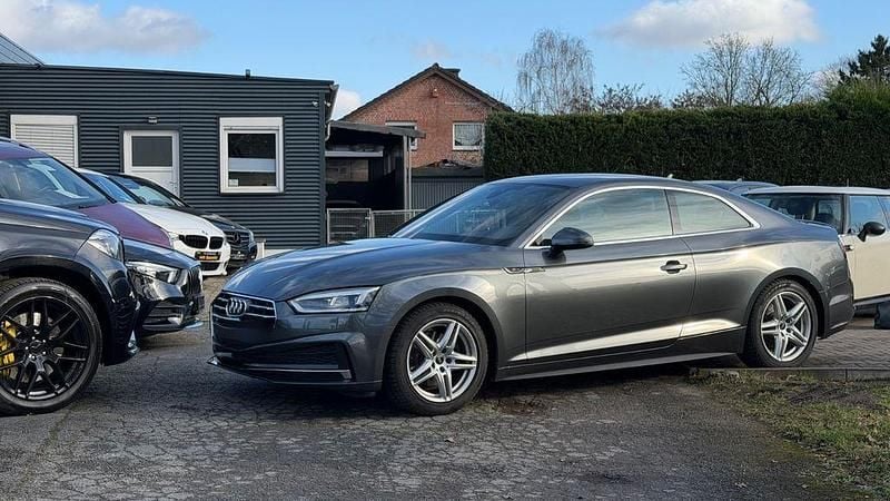 Gebraucht Audi A5 Sport 190 PS (139 kW) 2019 Grau Coupé