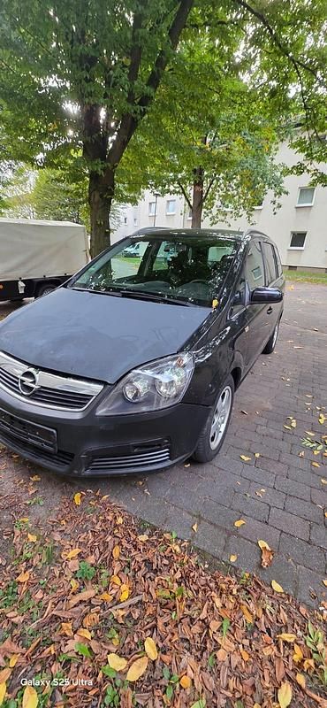 Schwarz Gebraucht 2006 Opel Zafira Van / Kleinbus | 3.000 € (Fairer Preis) - Bild 1/4