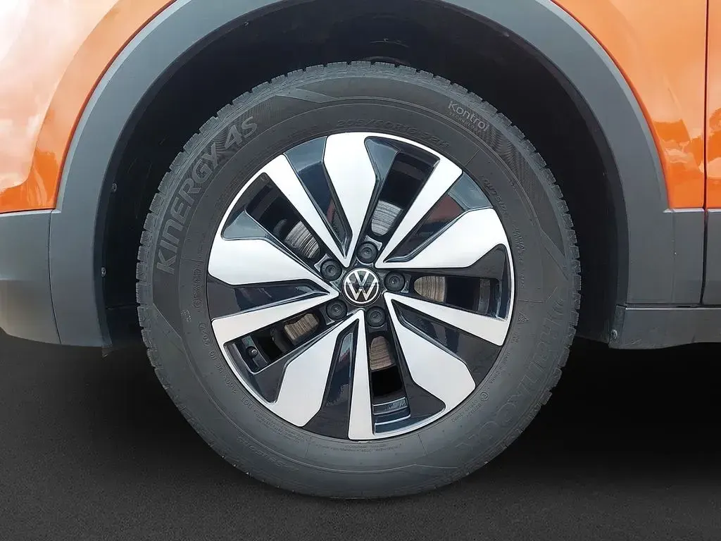 Gebraucht VW T-Cross Move 110 PS (80 kW) 2023 Orange SUV