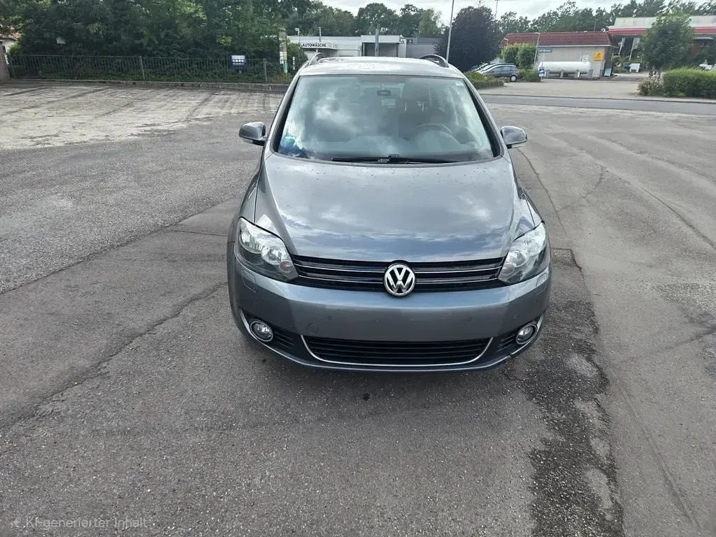 Gebraucht VW Golf Plus Life 122 PS (89 kW) 2013 Grau Van / Kleinbus