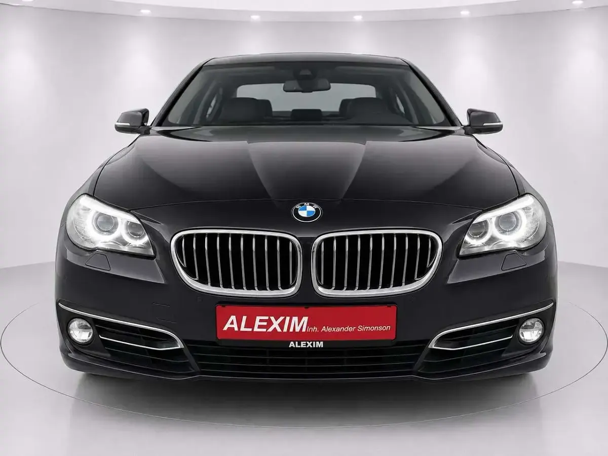 Gebraucht BMW 550 Luxury Line 449 PS (330 kW) 2013 Braun Limousine