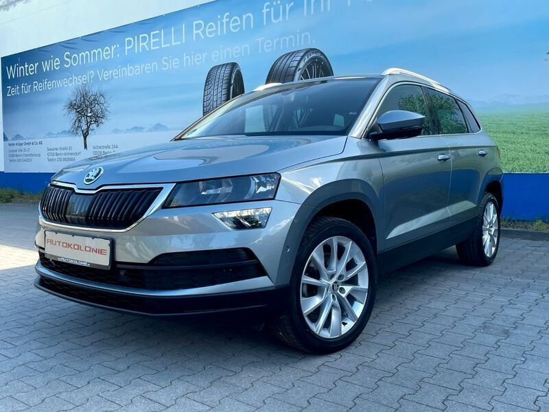 Business grau metallic Gebraucht 2018 Skoda Karoq Style SUV | 18.400 € (Fairer Preis) - Bild 1/4