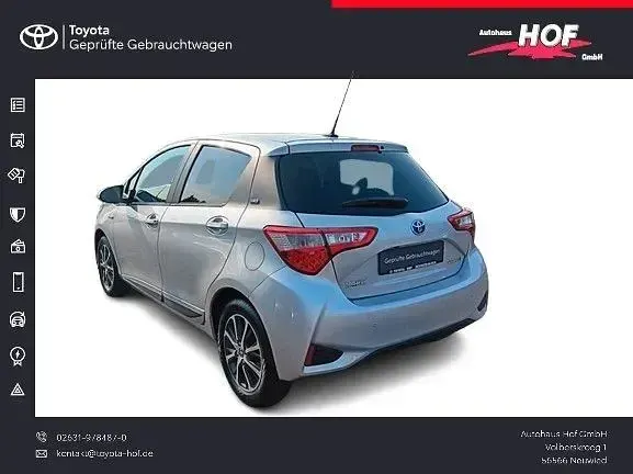 Gebraucht Toyota Yaris 101 PS (74 kW) 2020 Silber Limousine