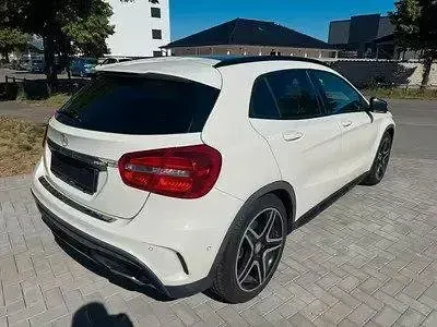 Gebraucht Mercedes GLA200 AMG line 156 PS (114 kW) 2016 Weiß SUV