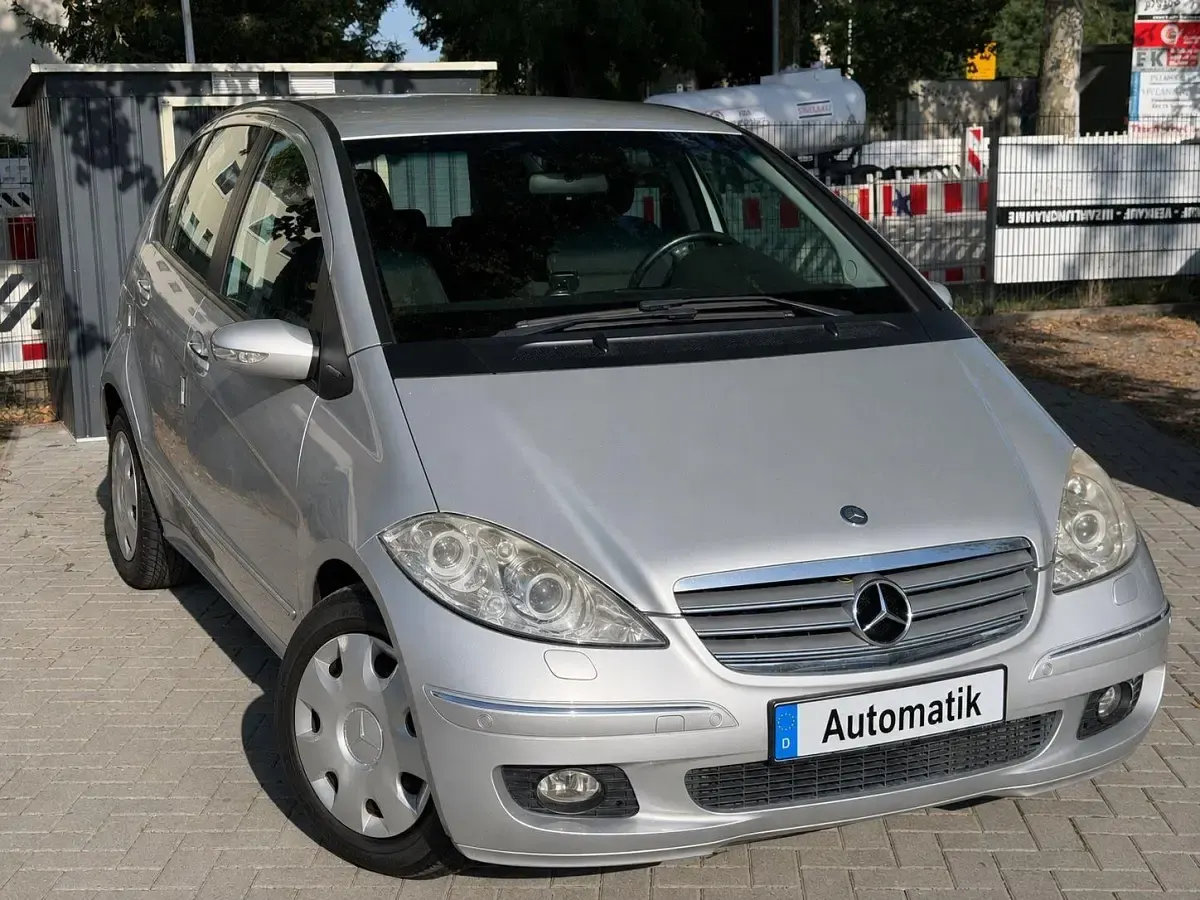 Gebraucht Mercedes A180 109 PS (80 kW) 2006 Silber Kleinwagen