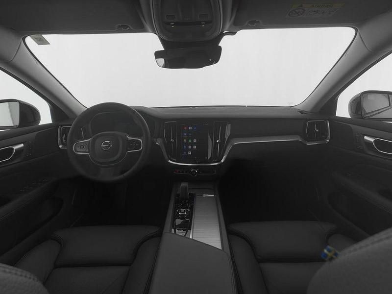 Gebraucht Volvo V60 CC Plus 197 PS (144 kW) 2023 Schwarz onyx black / metallic Kombi
