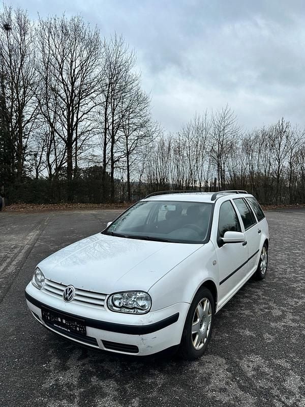 Gebraucht VW Golf IV 125 PS (91 kW) 2000 Weiß Kombi
