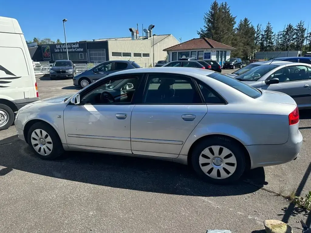 Gebraucht Audi A4 131 PS (96 kW) 2006 Grau Limousine