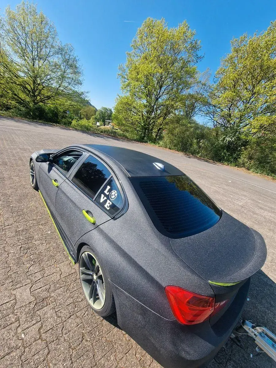 Gebraucht BMW 328 Sport Line 245 PS (180 kW) 2012 Schwarz Limousine