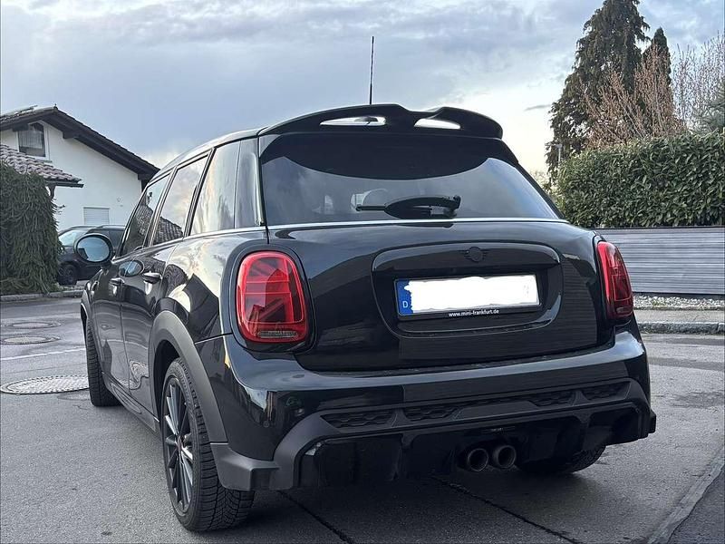 Gebraucht Mini Cooper S 178 PS (130 kW) 2023 Schwarz Kleinwagen