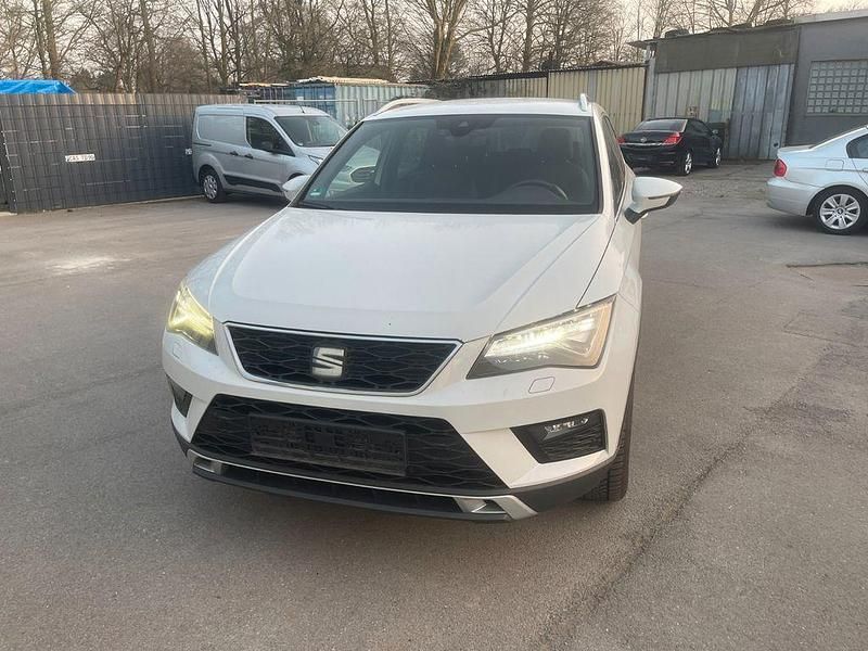 Gebraucht Seat Ateca XCELLENCE 150 PS (110 kW) 2017 Weiß SUV
