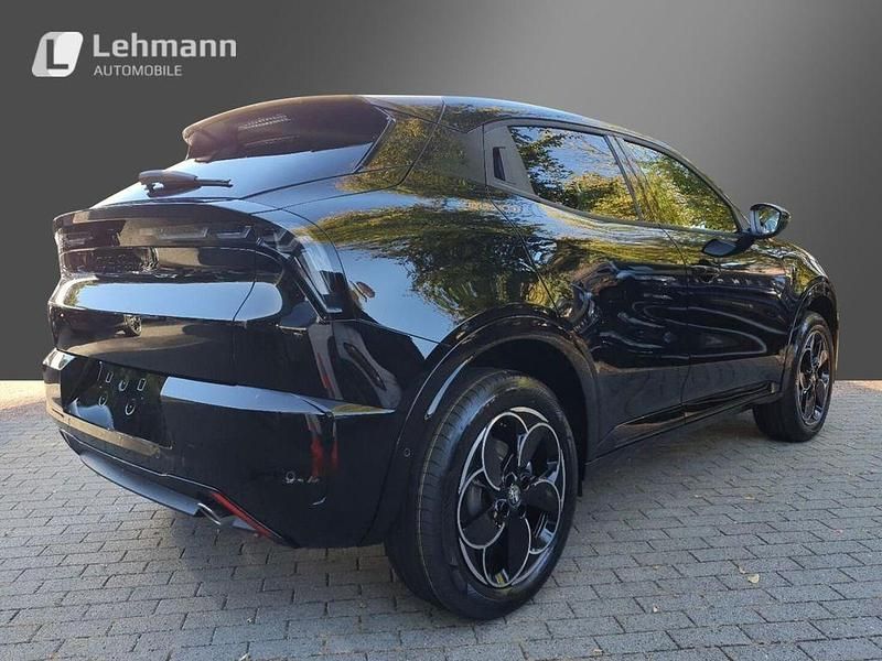 Neu Alfa Romeo GT Junior 145 PS (106 kW) 2025 Schwarz (nero tortona) SUV