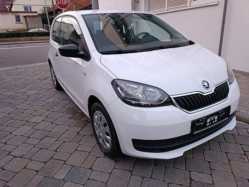 Gebraucht Skoda Citigo Active 60 PS (44 kW) 2018 Candyweiss Kleinwagen
