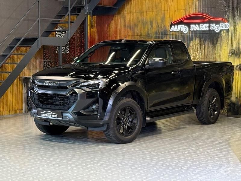 Gebraucht Isuzu D-Max 163 PS (119 kW) 2025 Schwarz Pickup