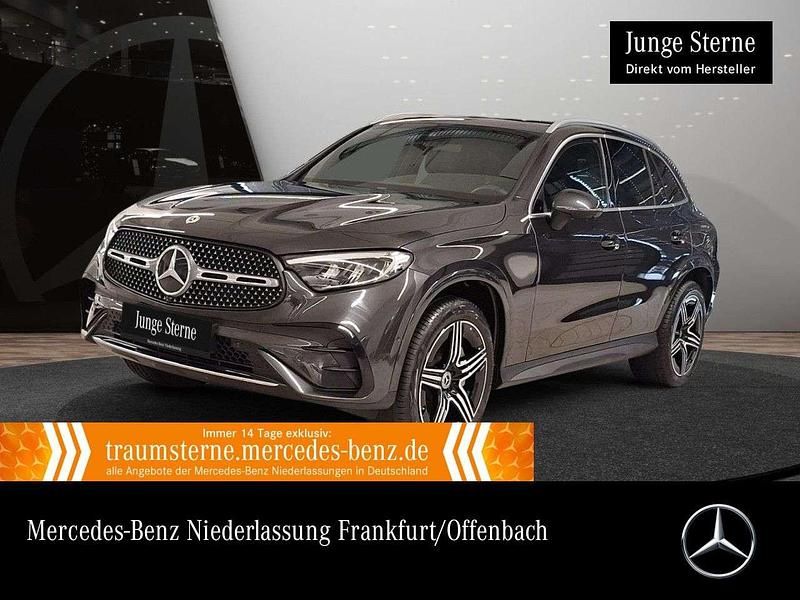 Grau Gebraucht 2024 Mercedes GLC300e AMG SUV | 65.990 € (Fairer Preis) - Bild 1/3