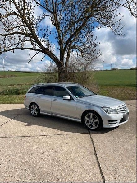 Gebraucht Mercedes C250 204 PS (150 kW) 2012 Silber Kombi