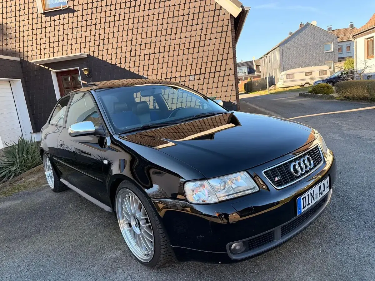 Gebraucht Audi S3 209 PS (153 kW) 2000 Schwarz Kleinwagen