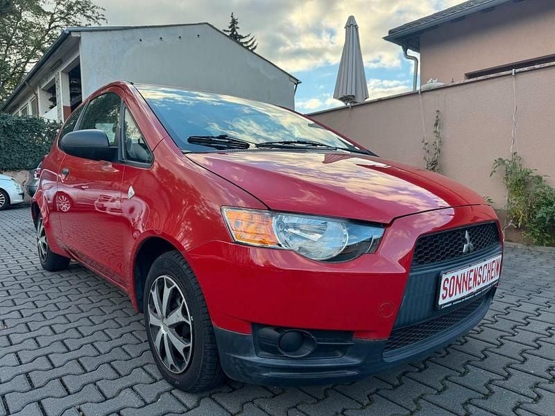 Gebraucht Mitsubishi Colt 95 PS (69 kW) 2009 Rot Kleinwagen