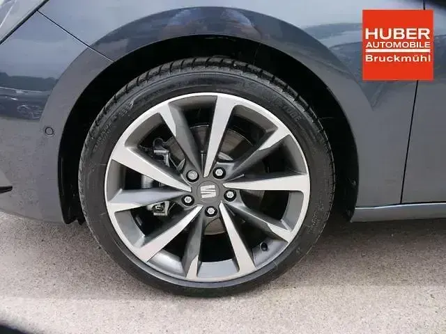 Neu Seat Leon FR 116 PS (85 kW) 2025 Schwarz Kombi