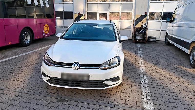 Gebraucht VW Golf VII 115 PS (84 kW) 2018 Kombi