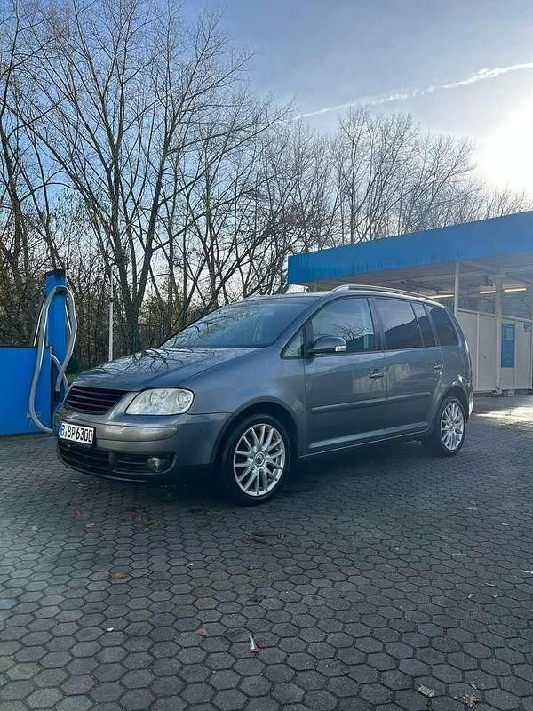 Gebraucht VW Touran Highline 136 PS (100 kW) 2004 Van / Kleinbus