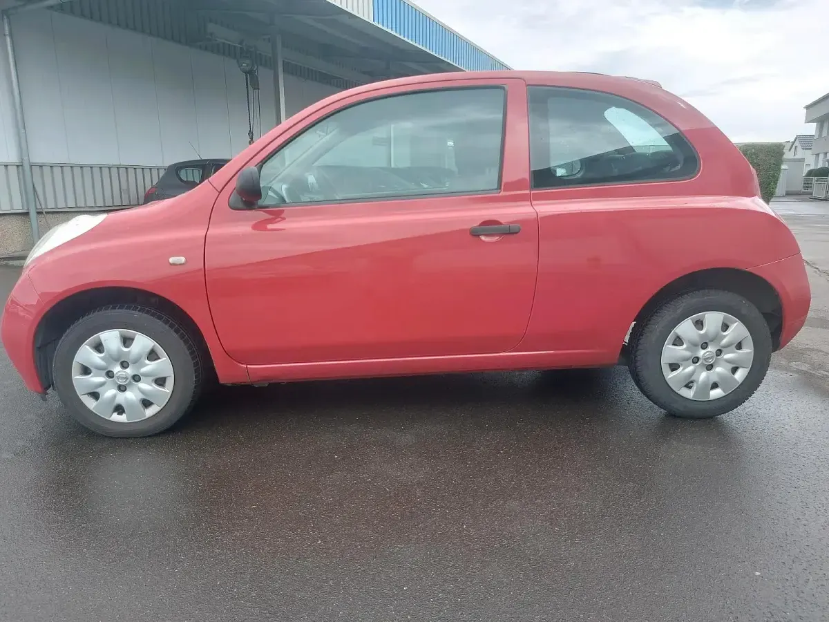 Gebraucht Nissan Micra 65 PS (47 kW) 2004 Rot Kleinwagen