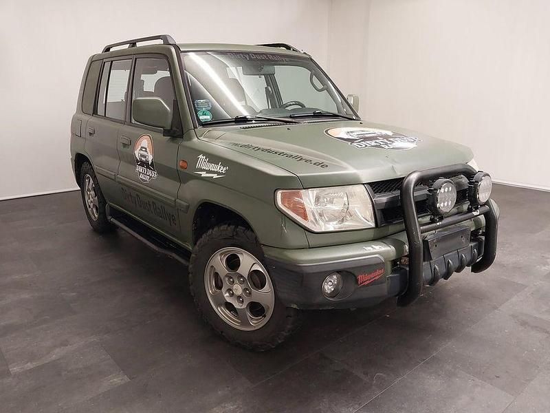Grün Gebraucht 2002 Mitsubishi Pajero SUV | 6.800 € (Etwas zu teuer) - Bild 1/4