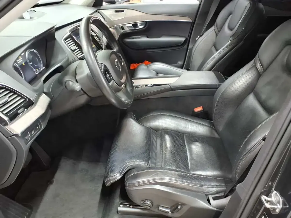Gebraucht Volvo XC90 Inscription 303 PS (222 kW) 2021 Savile graumetallic SUV