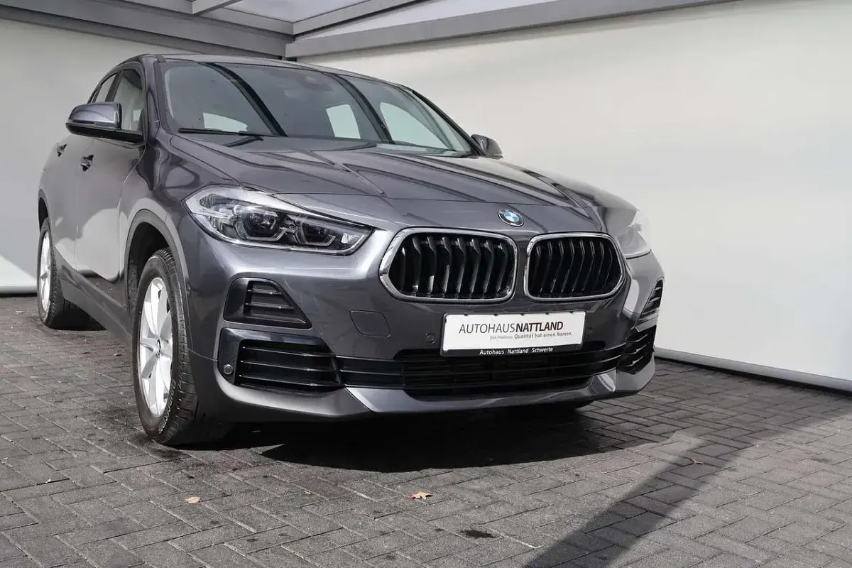 Gebraucht BMW X2 Advantage 150 PS (110 kW) 2021 Mineralgrau SUV