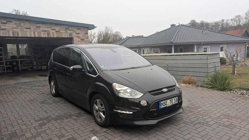 Gebraucht Ford S-MAX Titanium S 200 PS (147 kW) 2011 Schwarz Van / Kleinbus