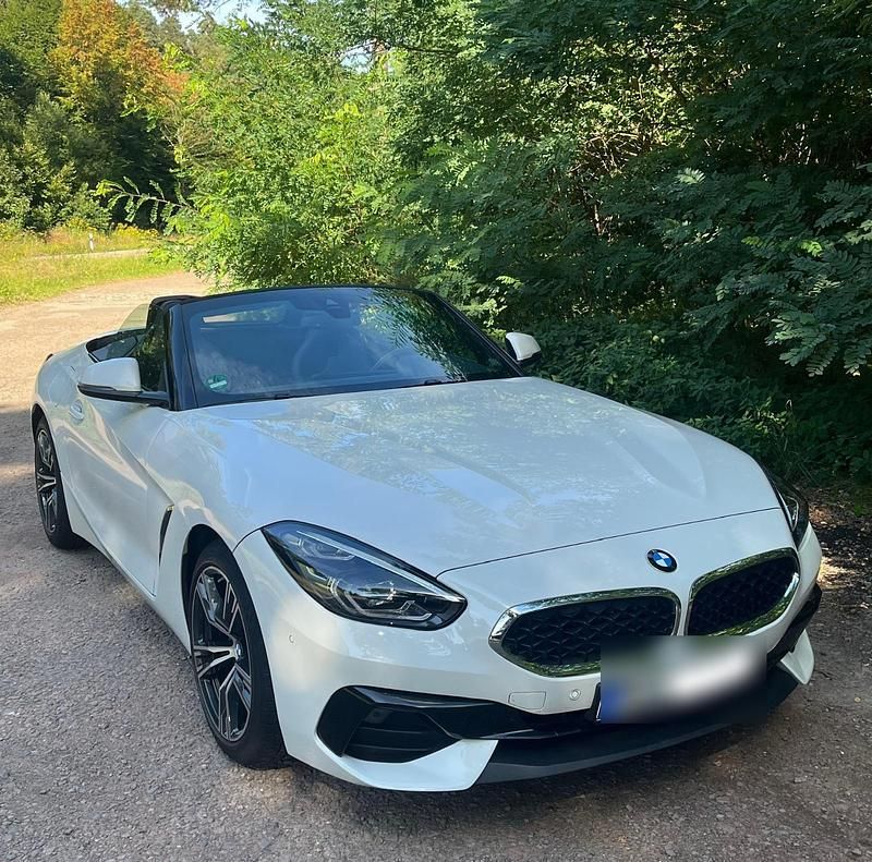 Weiß Gebraucht 2022 BMW Z4 Cabrio | 32.950 € (Superpreis) - Bild 1/4