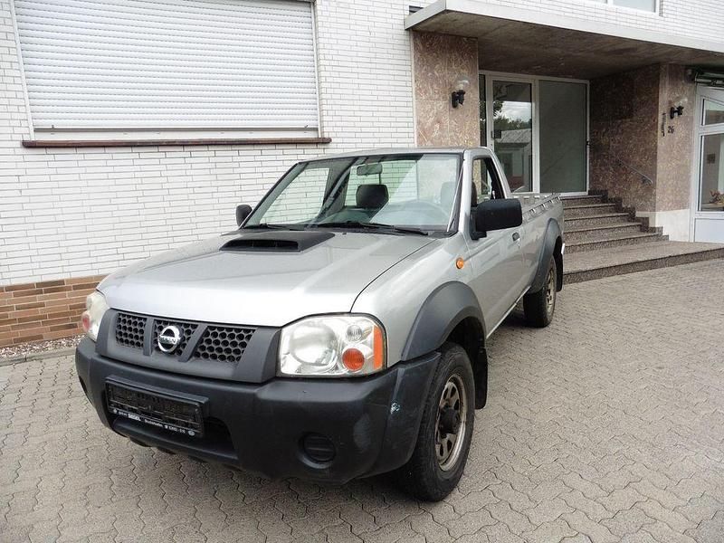 Silber Gebraucht 2010 Nissan PickUp Abholung | 8.990 € - Bild 1/4
