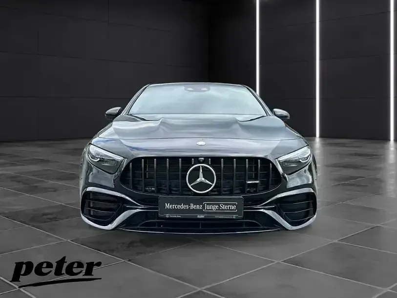 Gebraucht Mercedes A45 AMG AMG 421 PS (309 kW) 2023 Kosmosschwarz metallic Limousine
