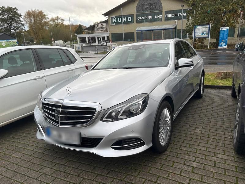 Usata Mercedes E350 252 CV (185 kW) 2013 Argento Berlina