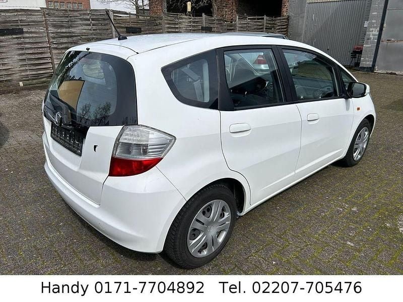 Gebraucht Honda Jazz 90 PS (66 kW) 2011 Weiß Kleinwagen