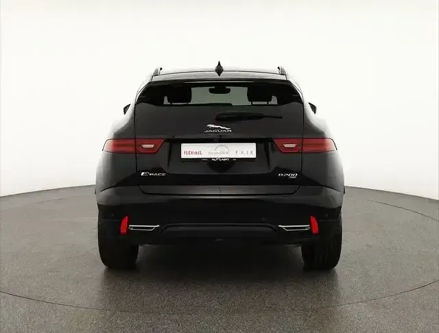 Second-hand Jaguar E-Pace 204 CP (150 kW) 2021 Negru SUV