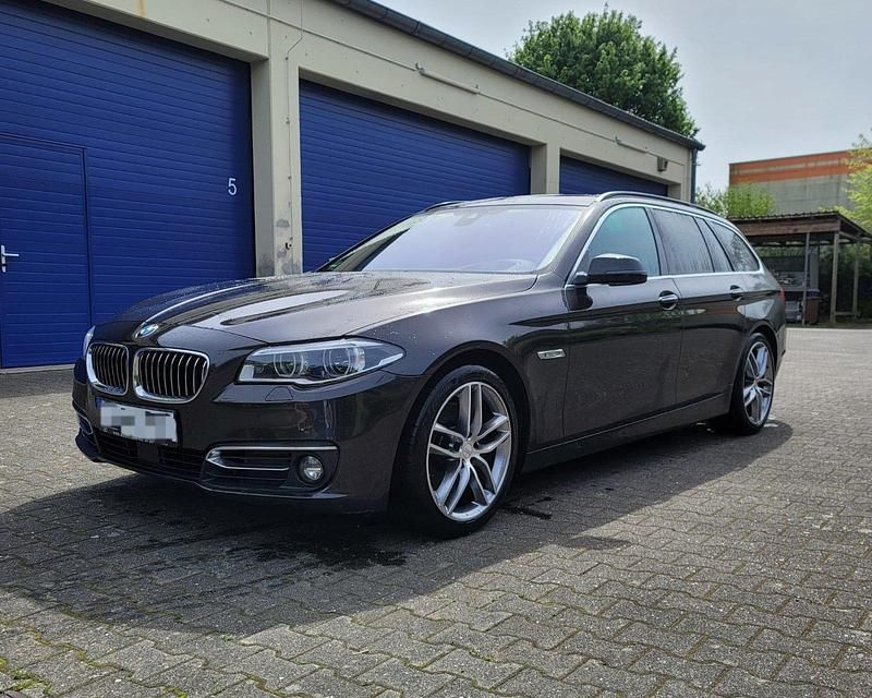 Gebraucht BMW 535 Luxury Line 313 PS (230 kW) 2014 Braun Kombi
