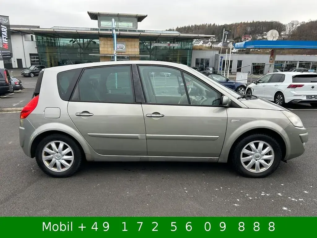 Gebraucht Renault Scénic II 150 PS (110 kW) 2008 Gold Van / Kleinbus