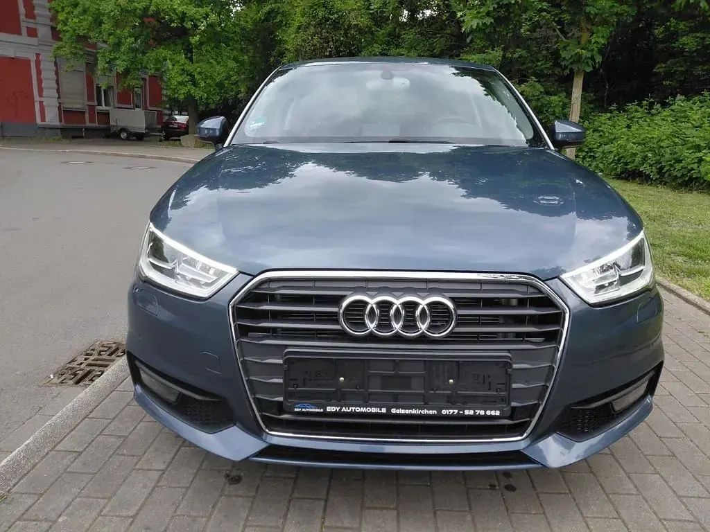 Gebraucht Audi A1 Design 82 PS (60 kW) 2017 Grau Kleinwagen