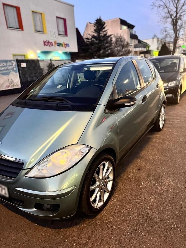 Gebraucht Mercedes A180 109 PS (80 kW) 2006 Grün Kleinwagen