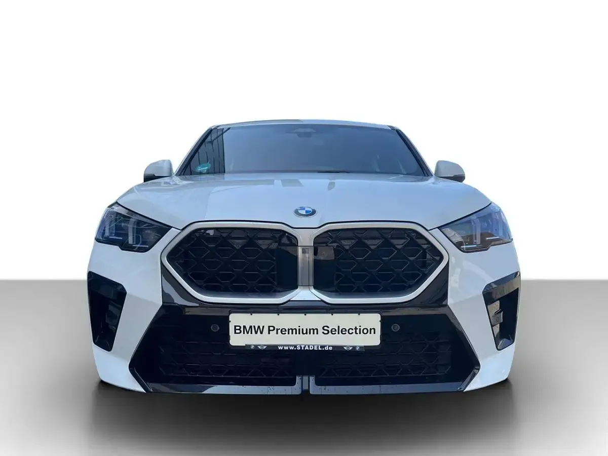 Gebraucht BMW X2 M Sport 150 PS (110 kW) 2025 Weiß SUV