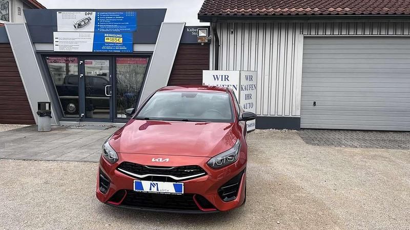 Gebraucht Kia ProCeed 204 PS (150 kW) 2022 (rng) orange fusion met. Kombi