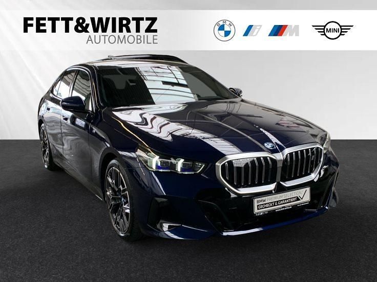 Bmw individual tansanitblau metallic Gebraucht 2024 BMW i5 Sport Line Limousine | 64.800 € - Bild 1/2