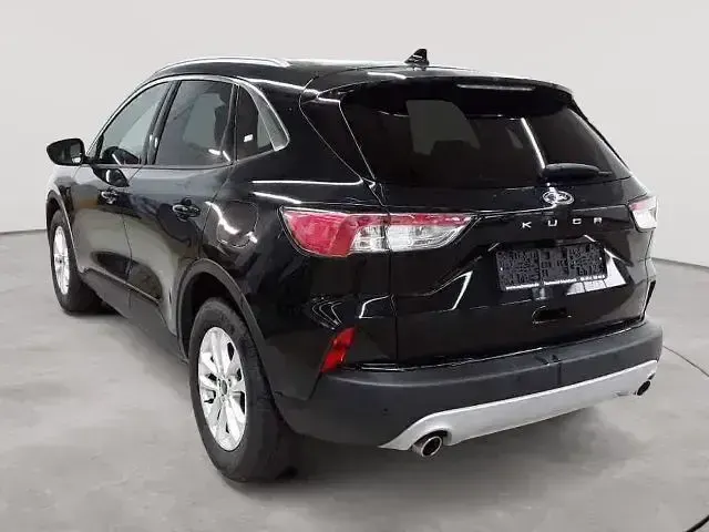 Gebraucht Ford Kuga Titanium 120 PS (88 kW) 2023 Schwarz SUV