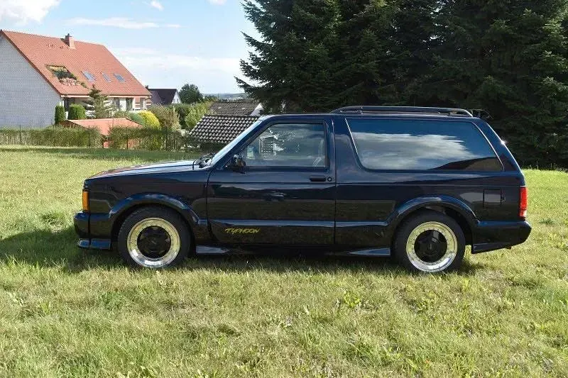 Brugt GMC Typhoon 280 HK (205 kW) 1993 Sort SUV